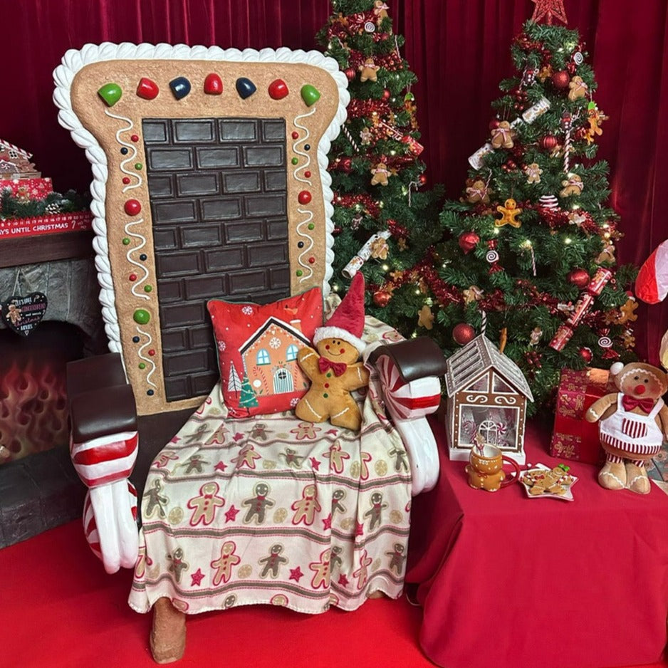 GINGERBREAD THRONE