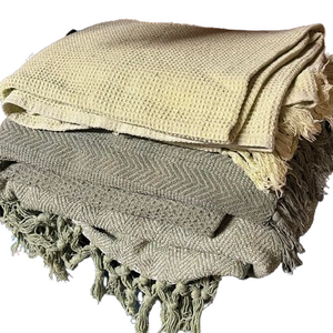 GREEN PICNIC BLANKETS/THROWS
