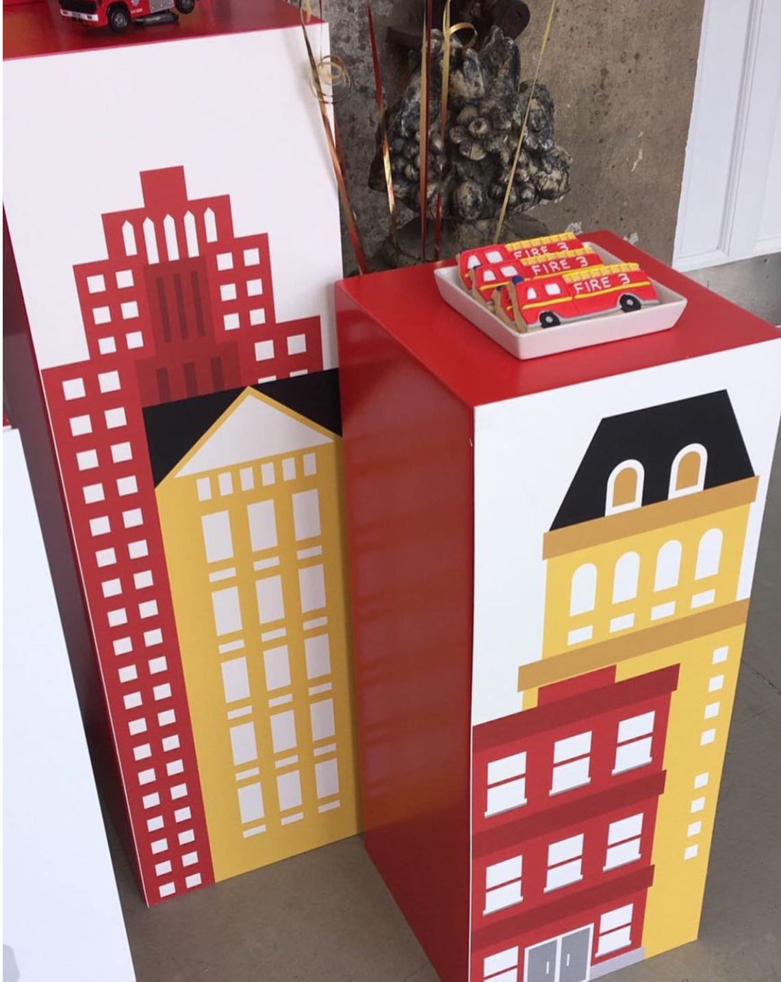 PLINTHS - RED - SET OF 3