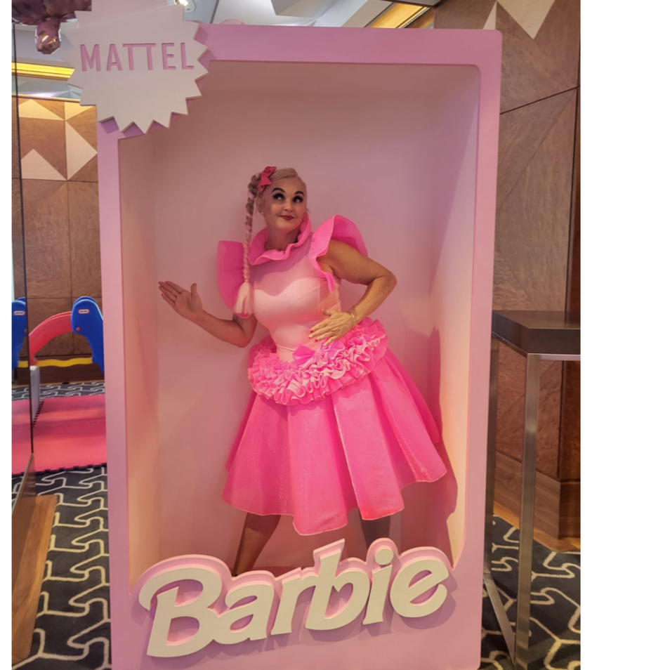 LIFE-SIZE PINK BARBIE BOX