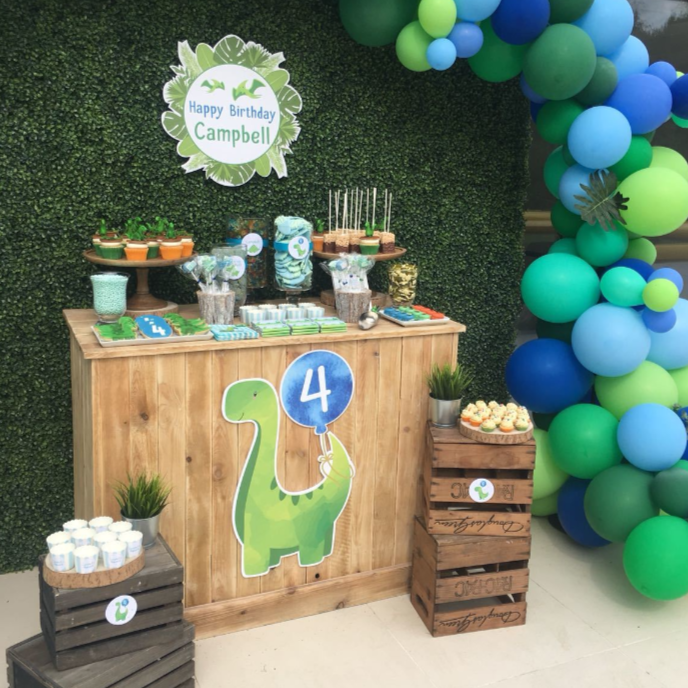 WOODEN DISPLAY UNIT