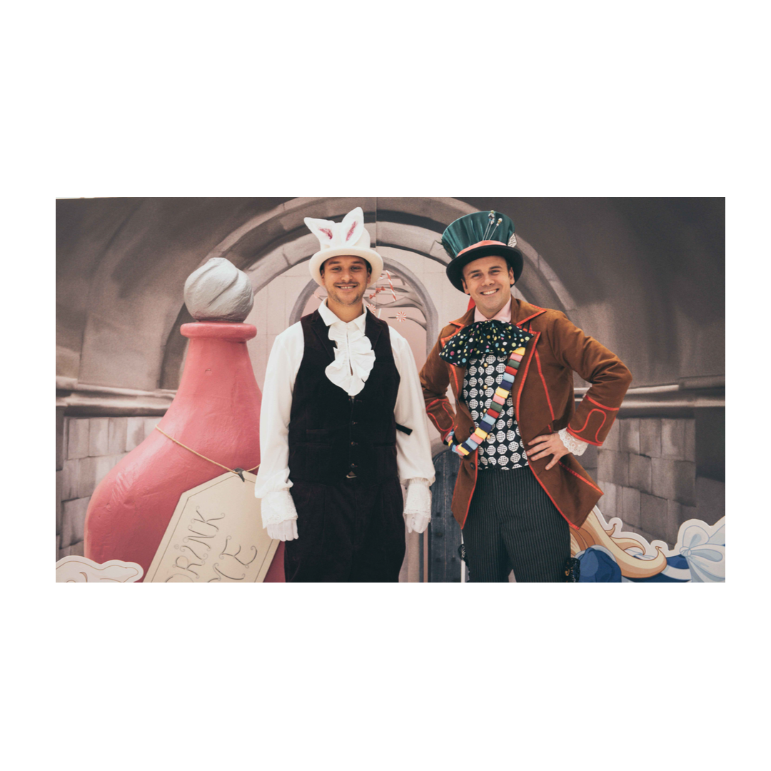 CHILDREN'S PARTY ENTERTAINERS