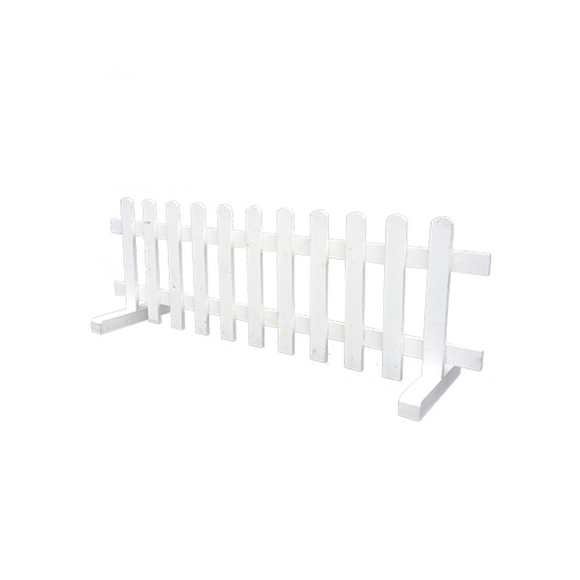 WHITE WOODEN FREESTANDING PICKET FENCE