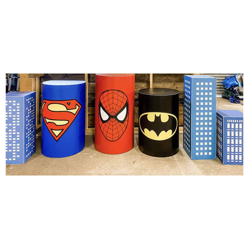 SUPERHERO PLINTH SET